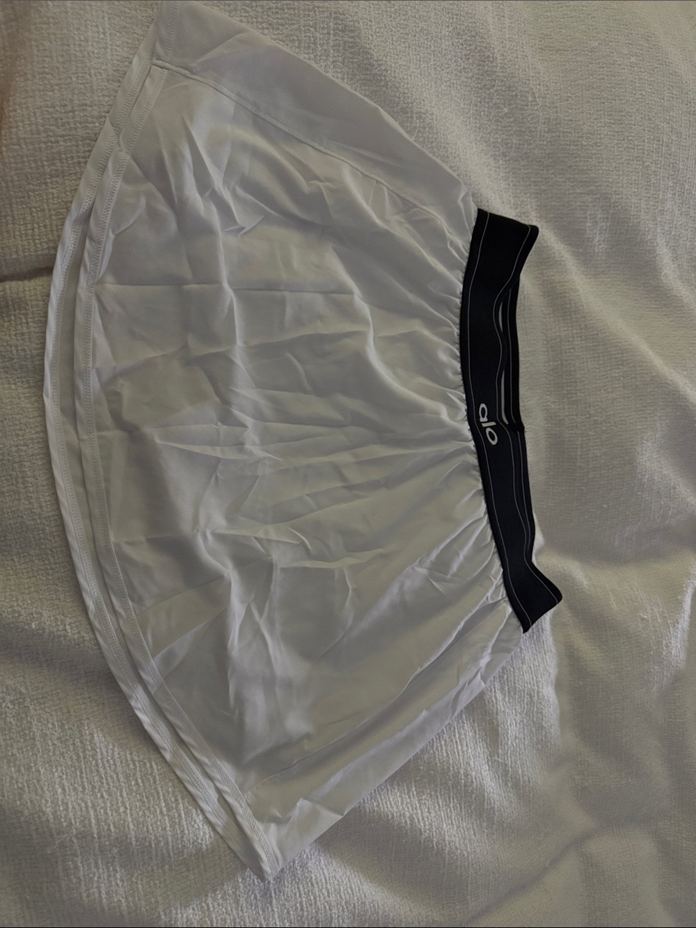 ALO Yoga match point tennis skirt. - Picture 5 of 7